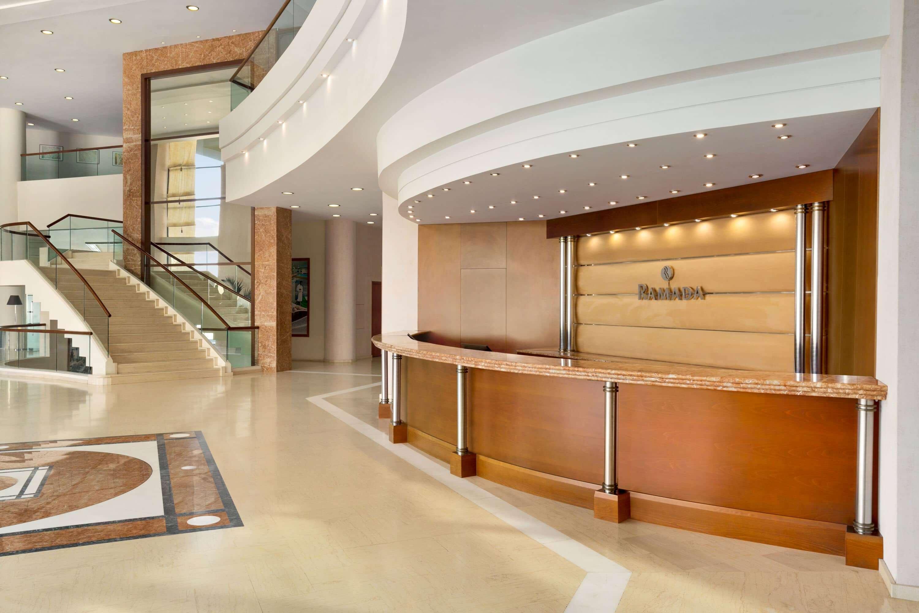 Hotel Ramada Plaza By Wyndham Thraki Alexandroupoli Exterior foto The lobby of the hotel
