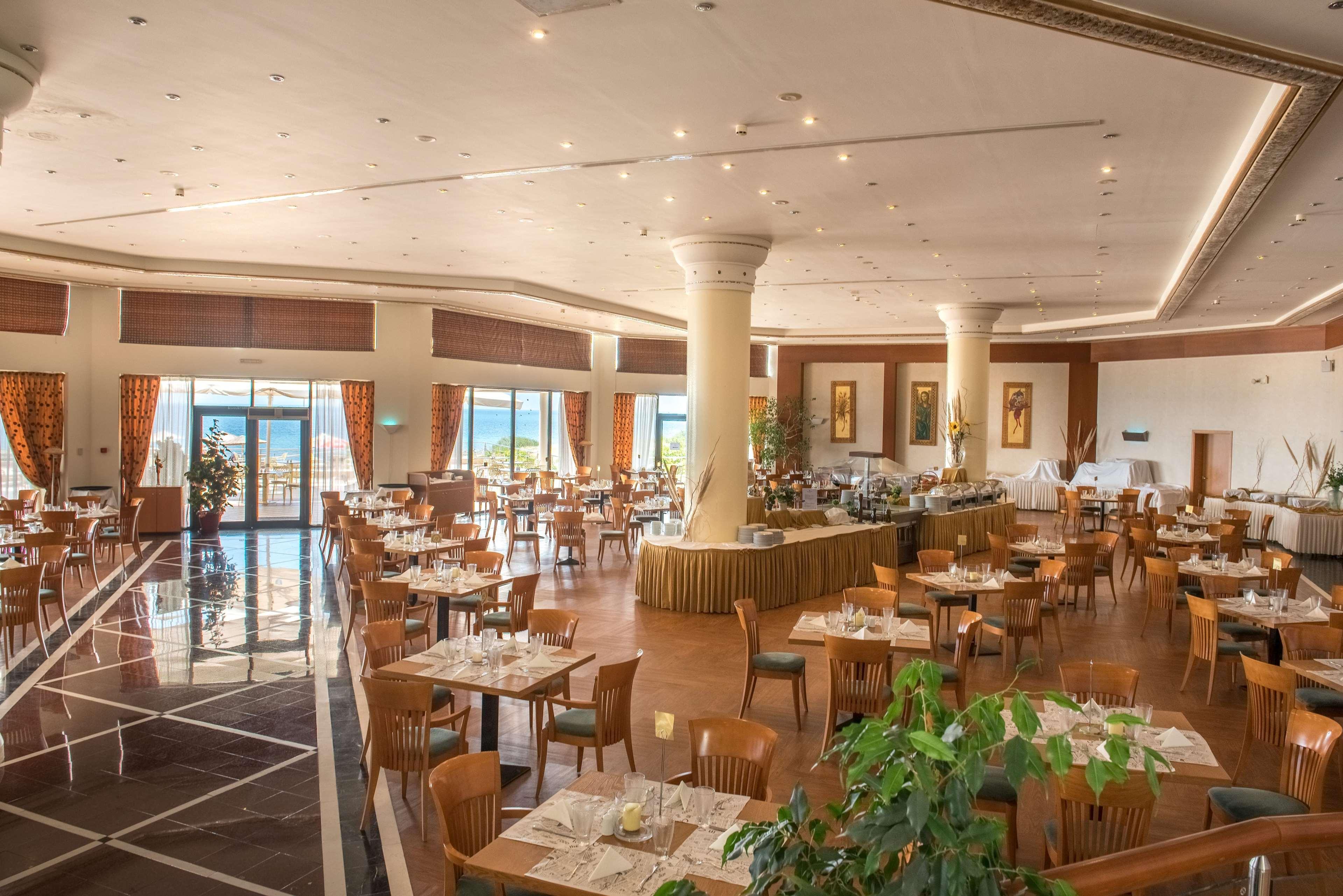 Hotel Ramada Plaza By Wyndham Thraki Alexandroupoli Exterior foto The restaurant